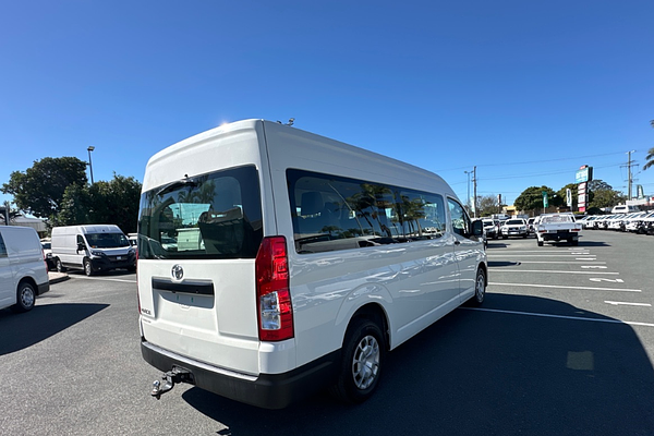 2020 Toyota Hiace Commuter GDH322R