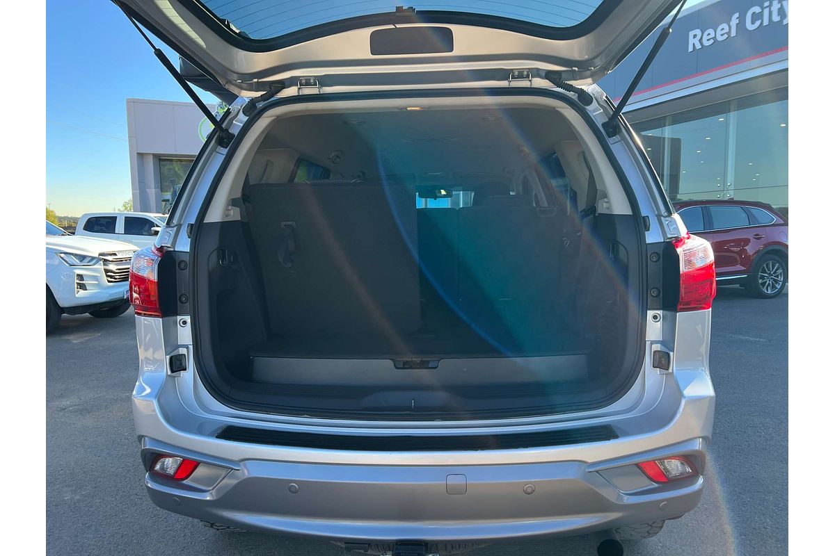 2021 Isuzu MU-X LS-U