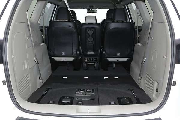 2020 Kia Carnival SLi YP