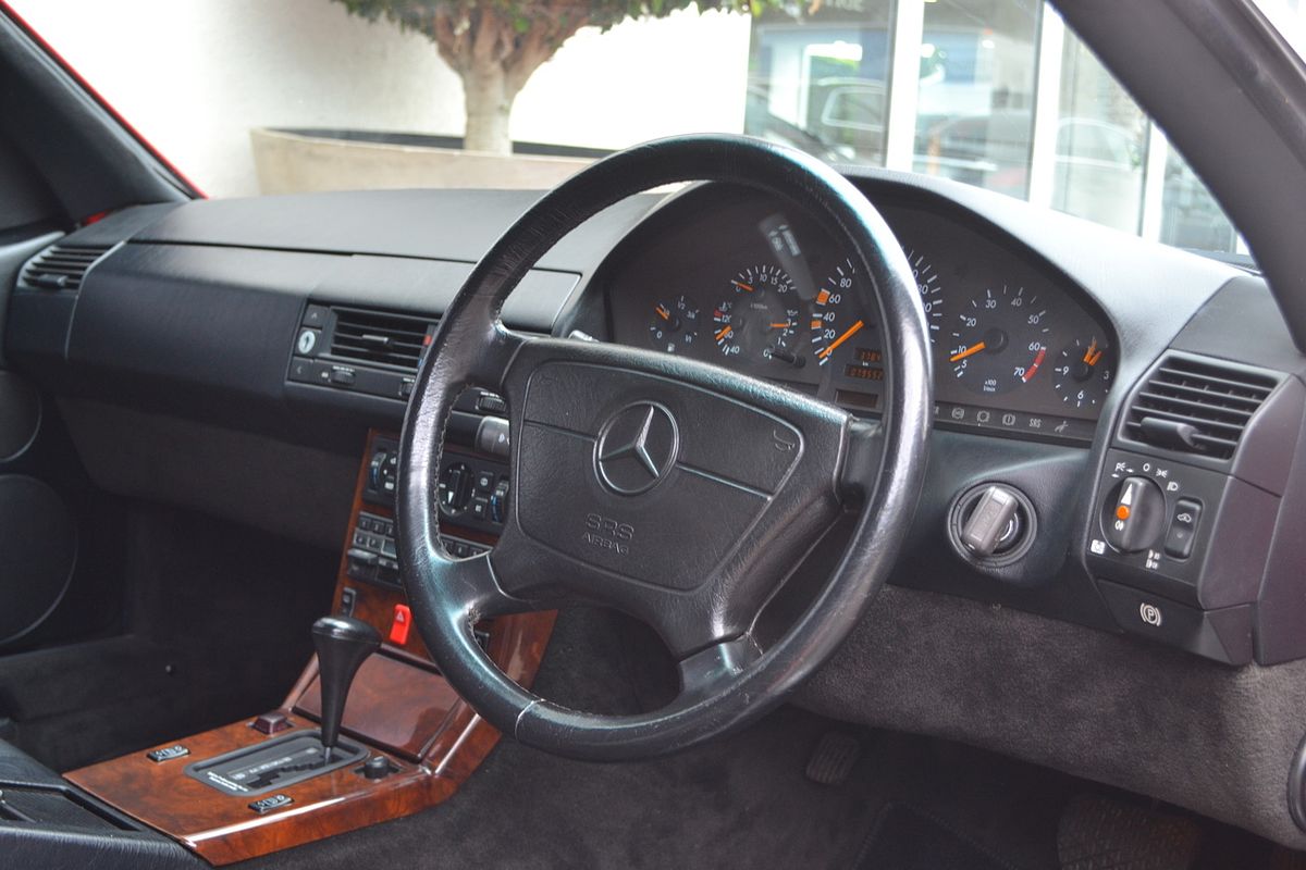 1993 Mercedes-Benz SL-Class SL500 R129