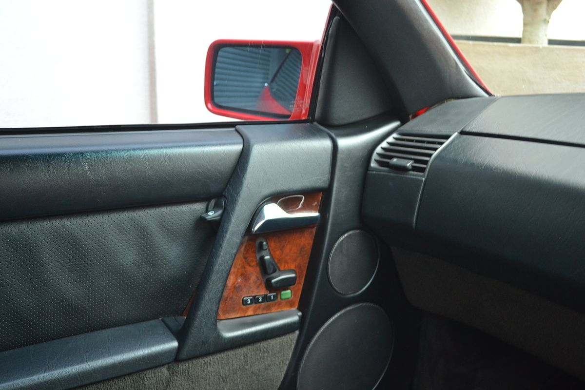 1993 Mercedes-Benz SL-Class SL500 R129
