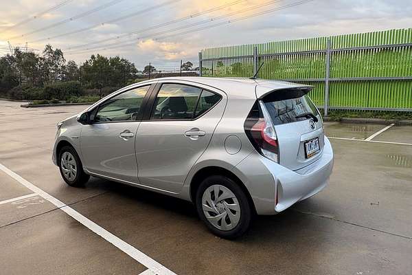 2019 Toyota Prius C NHP10R