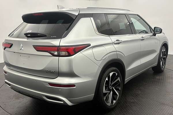 2022 Mitsubishi Outlander PHEV Exceed ZM