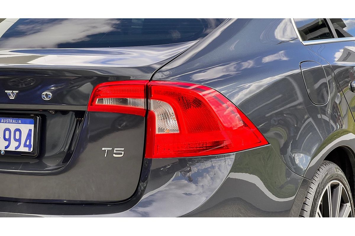 2014 Volvo S60 T5 Luxury