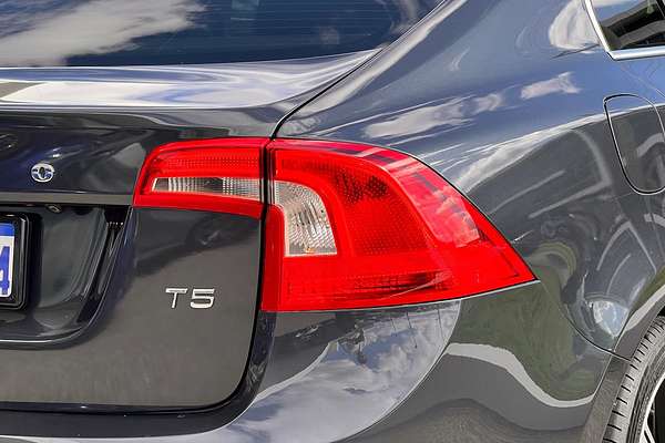 2014 Volvo S60 T5 Luxury