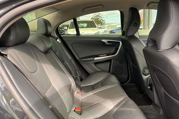 2014 Volvo S60 T5 Luxury