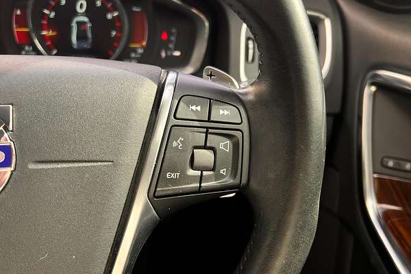2014 Volvo S60 T5 Luxury