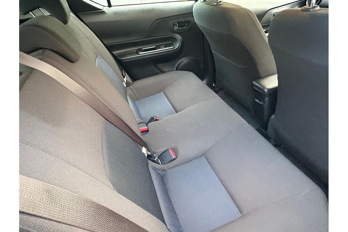 2019 Toyota Prius C NHP10R