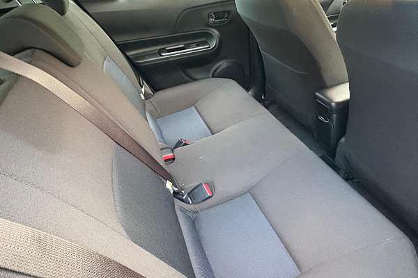 2019 Toyota Prius C NHP10R