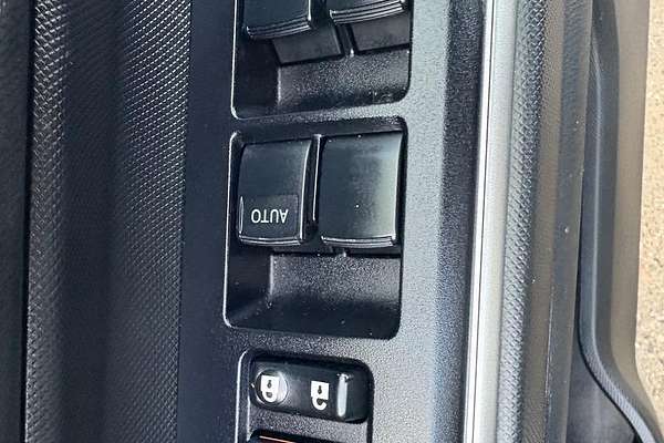 2019 Toyota Prius C NHP10R