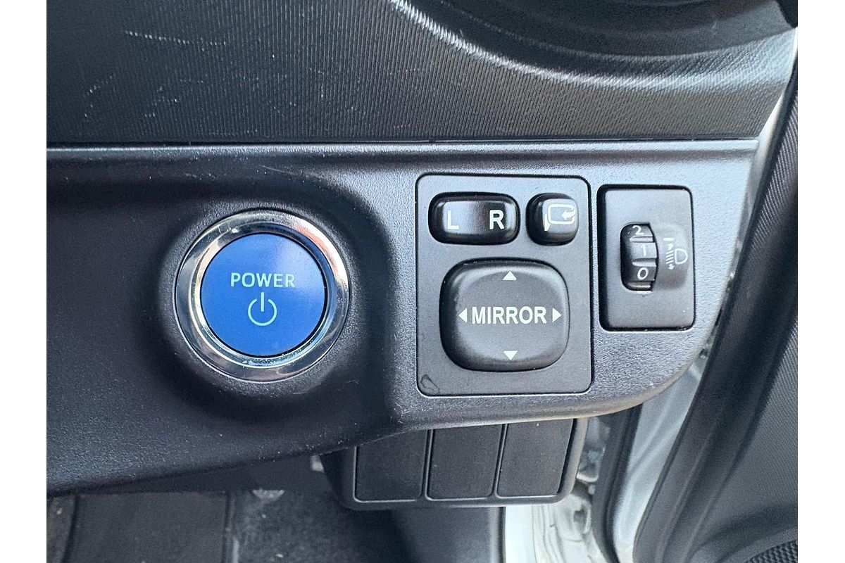 2019 Toyota Prius C NHP10R