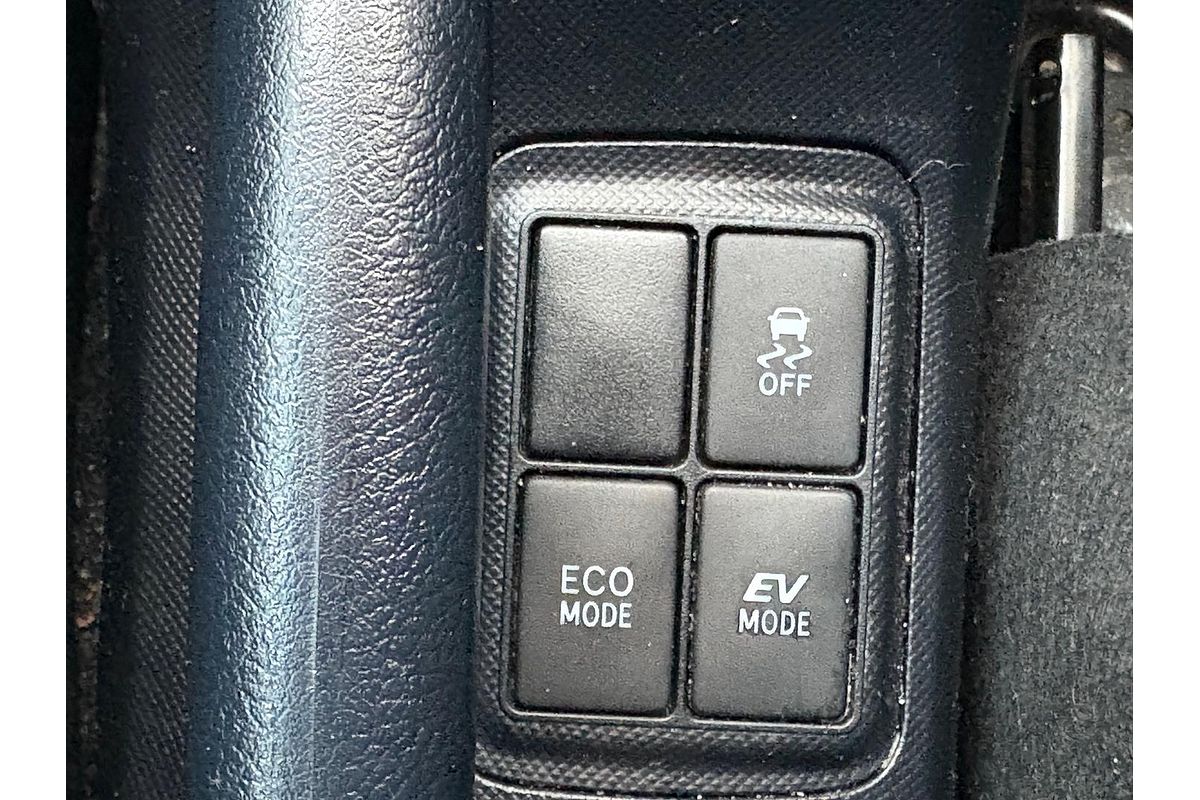 2019 Toyota Prius C NHP10R