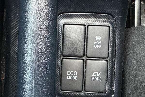 2019 Toyota Prius C NHP10R