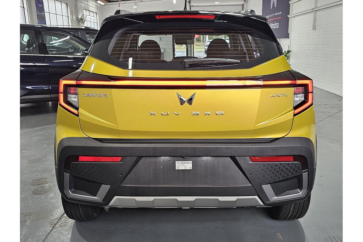 2025 Mahindra XUV3XO AX7L