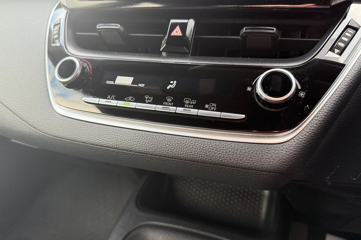 2021 Toyota Corolla Ascent Sport MZEA12R
