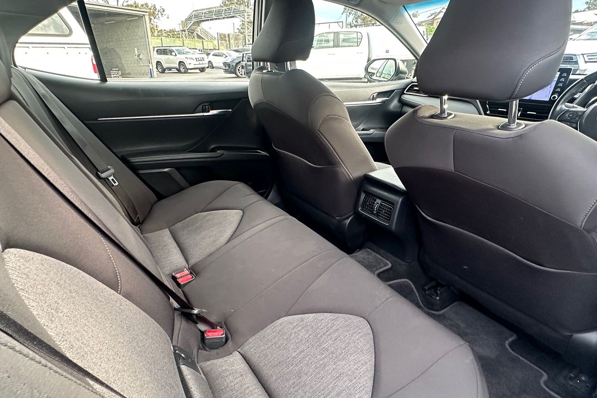 2021 Toyota Camry Ascent Sport AXVH70R