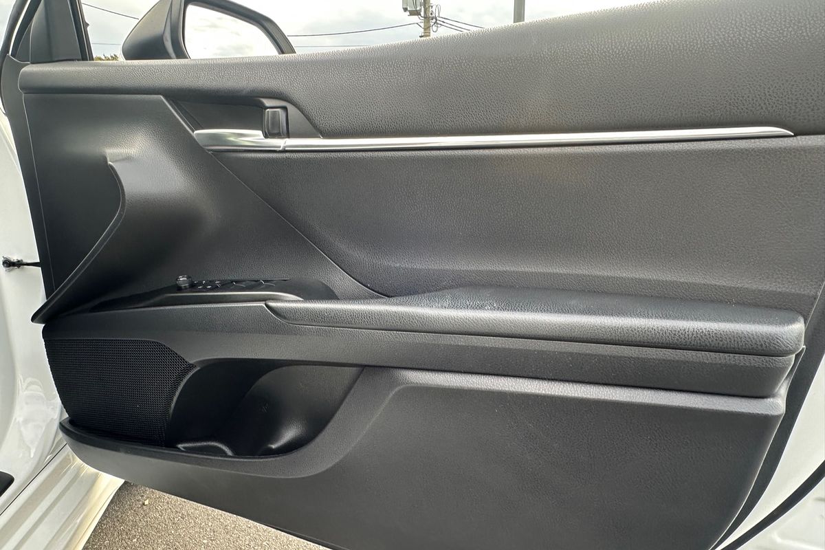 2021 Toyota Camry Ascent Sport AXVH70R