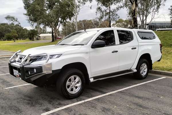 2021 Mitsubishi Triton GLX MR 4X4