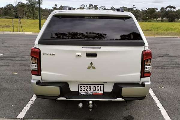 2021 Mitsubishi Triton GLX MR 4X4