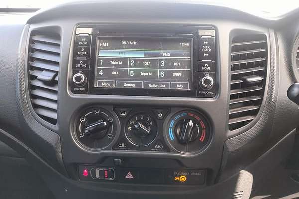 2021 Mitsubishi Triton GLX MR 4X4