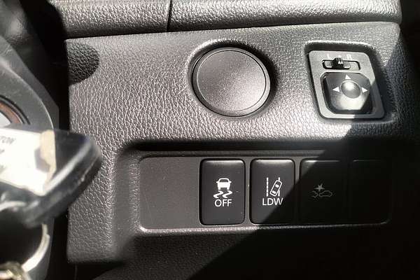 2021 Mitsubishi Triton GLX MR 4X4