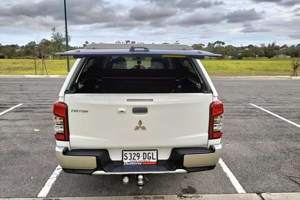 2021 Mitsubishi Triton GLX MR 4X4