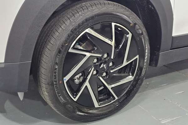 2025 Mahindra XUV3XO AX7L