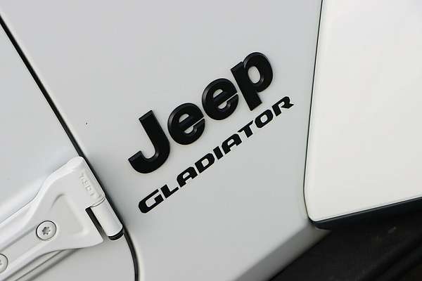 2022 Jeep Gladiator Night Eagle JT All Wheel Drive