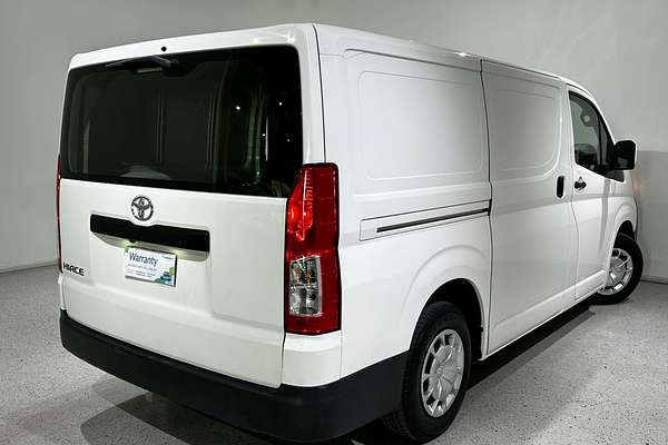 2022 Toyota Hiace  GDH300R LWB