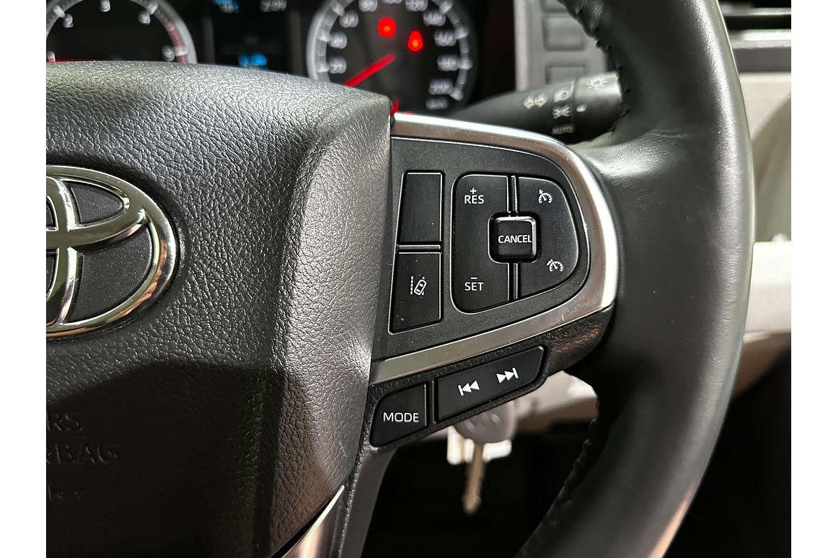 2022 Toyota Hiace  GDH300R LWB