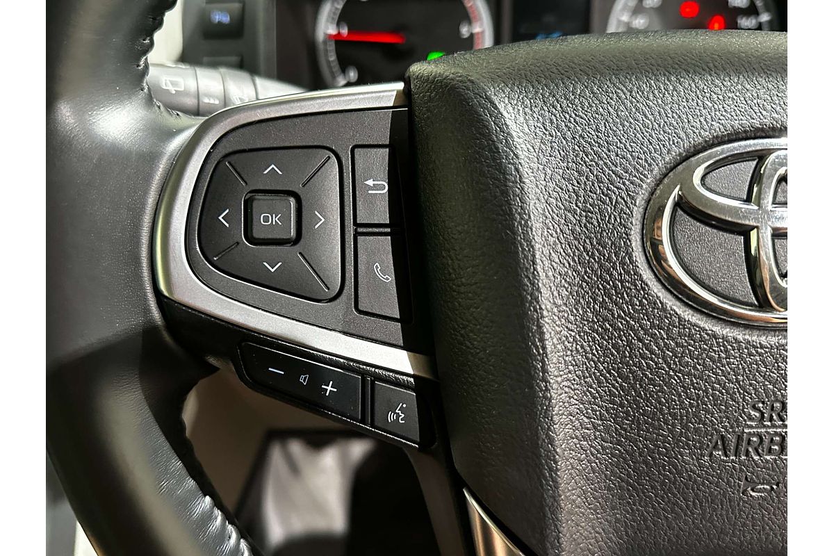 2022 Toyota Hiace  GDH300R LWB