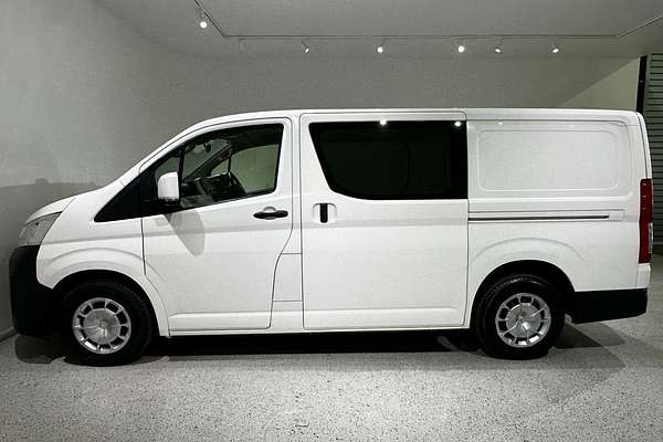 2022 Toyota Hiace  GDH300R LWB