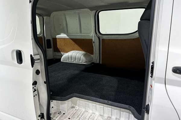 2022 Toyota Hiace  GDH300R LWB