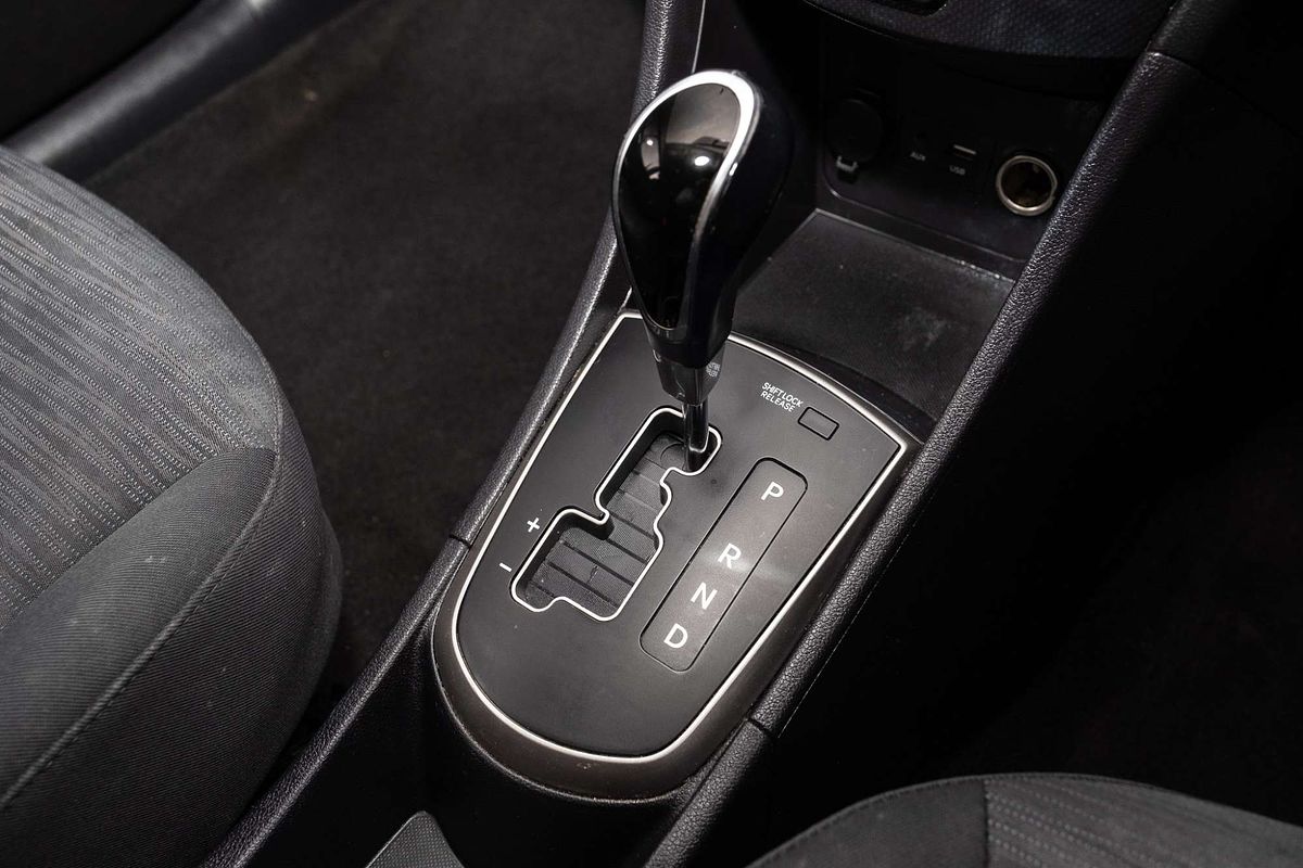 2018 Hyundai Accent Sport RB6