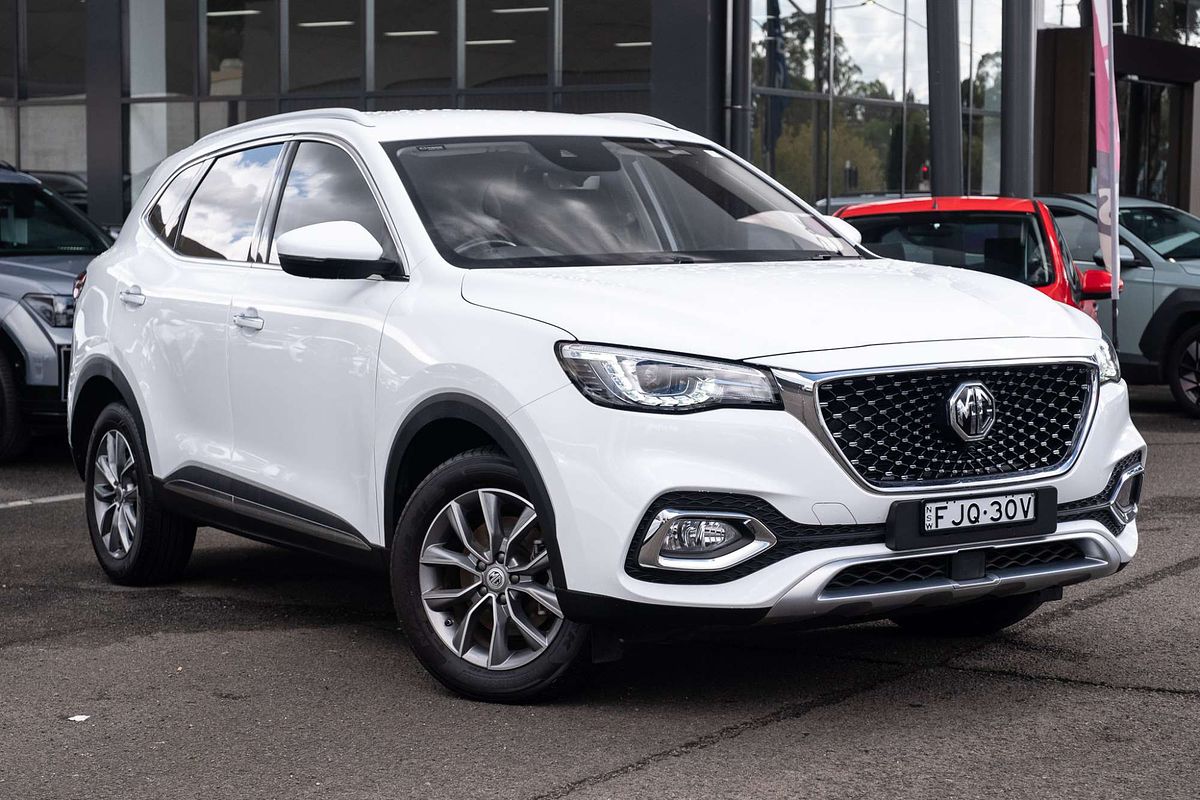 2022 MG HS Vibe SAS23