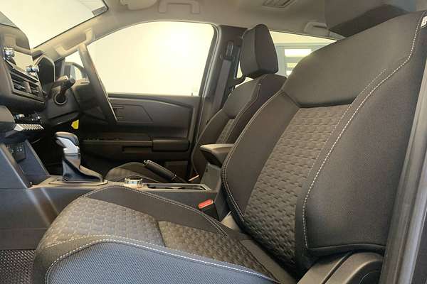 2024 Mitsubishi Triton GLX+ MV 4X4