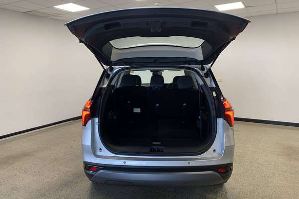 2025 Mahindra XUV700 AX7L