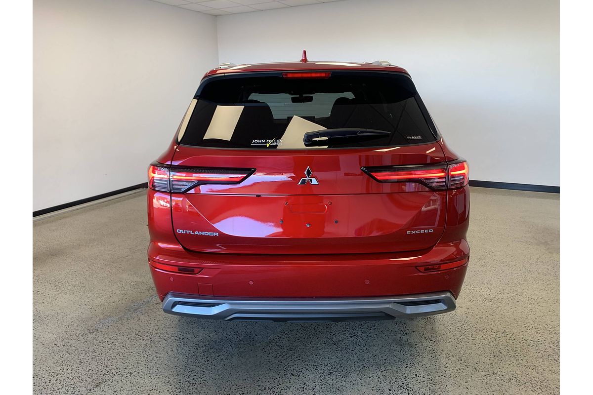 2025 Mitsubishi Outlander Exceed ZM
