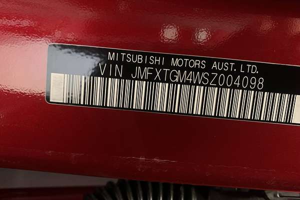 2025 Mitsubishi Outlander Exceed ZM