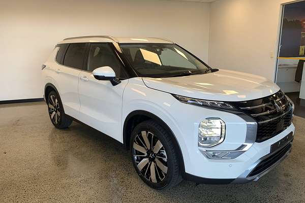 2025 Mitsubishi Outlander Aspire ZM