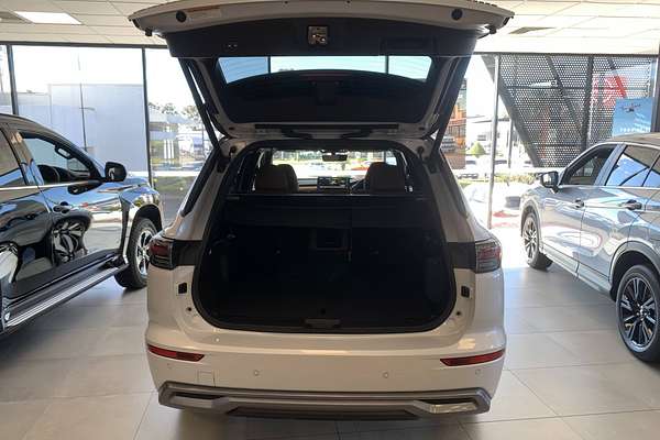 2025 Mitsubishi Outlander Exceed Tourer ZM