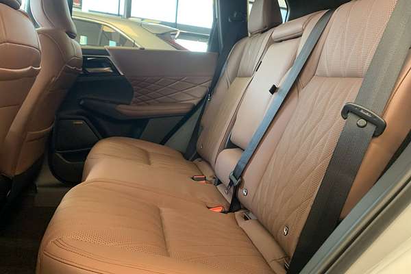 2025 Mitsubishi Outlander Exceed Tourer ZM
