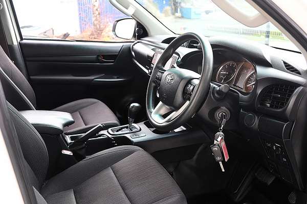 2022 Toyota Hilux SR GUN126R 4X4