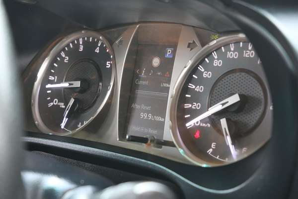 2022 Toyota Hilux SR GUN126R 4X4