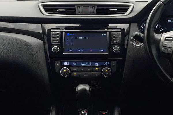 2016 Nissan QASHQAI Ti J11