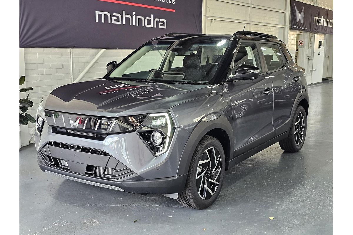 2025 Mahindra XUV3XO AX7L