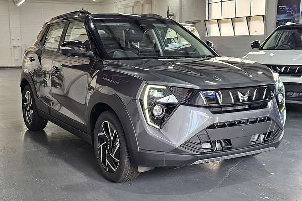 2025 Mahindra XUV3XO AX7L
