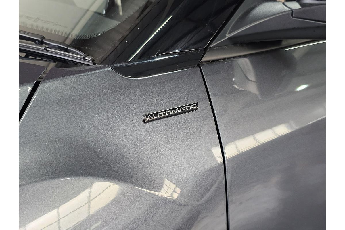 2025 Mahindra XUV3XO AX7L