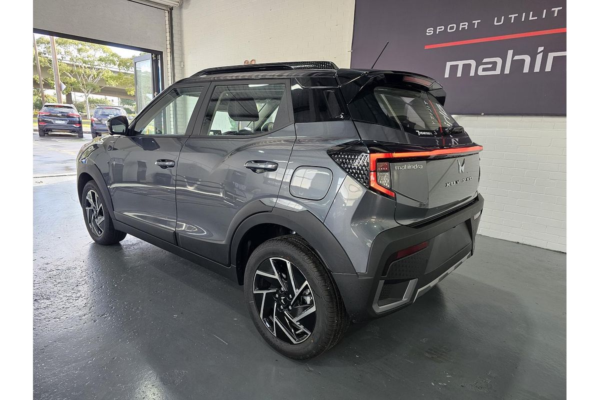 2025 Mahindra XUV3XO AX7L