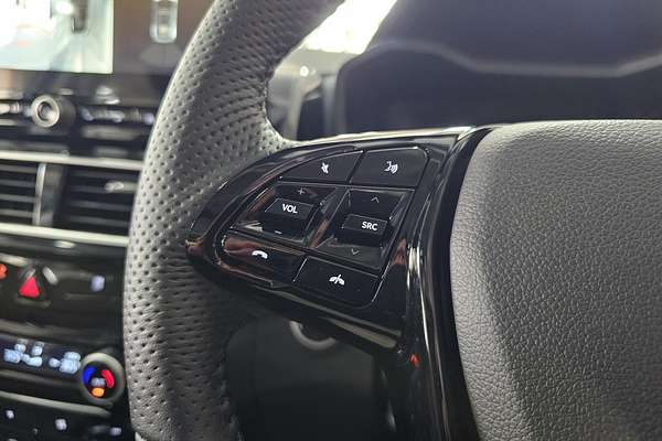 2025 Mahindra XUV3XO AX7L